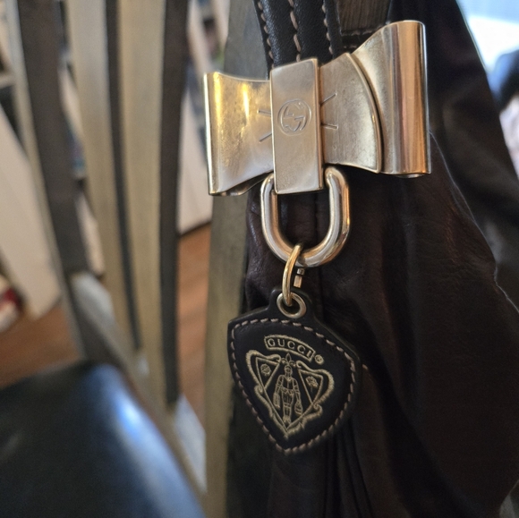 Gucci - Picture 8 of 9